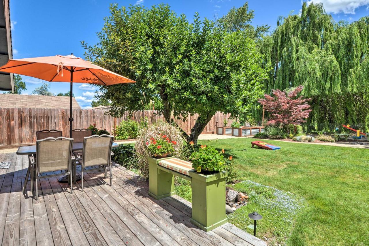 Central Medford Family Retreat With Large Yard! Exteriér fotografie
