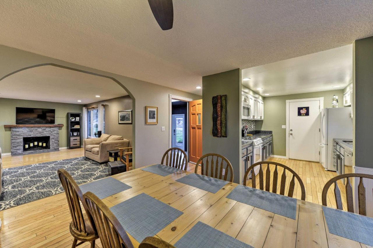 Central Medford Family Retreat With Large Yard! Exteriér fotografie